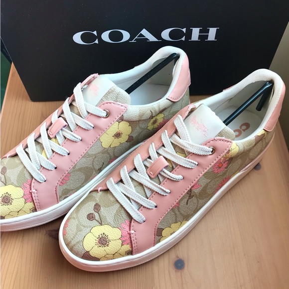 🌸 Coach Clip Low Top Sneaker In Signature Canvas With Floral Print - Picture 1 of 15